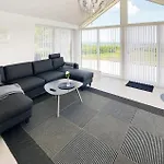 Three-bedroom In Sydals