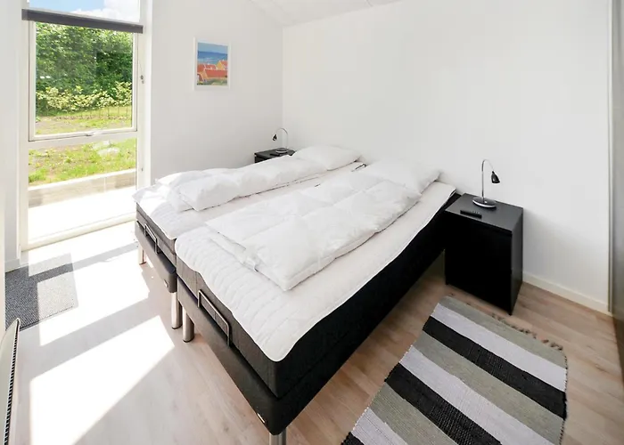 Three-bedroom In Sydals بيت للعطل